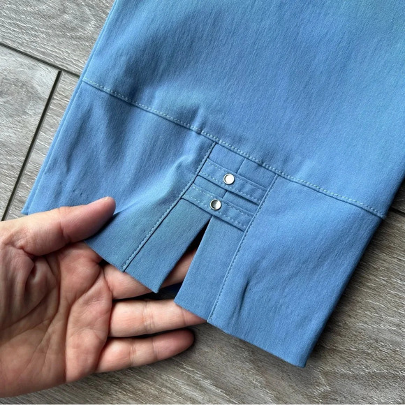 NWT Laura Carre Noir Blue Stretch Capris - Picture 13 of 13